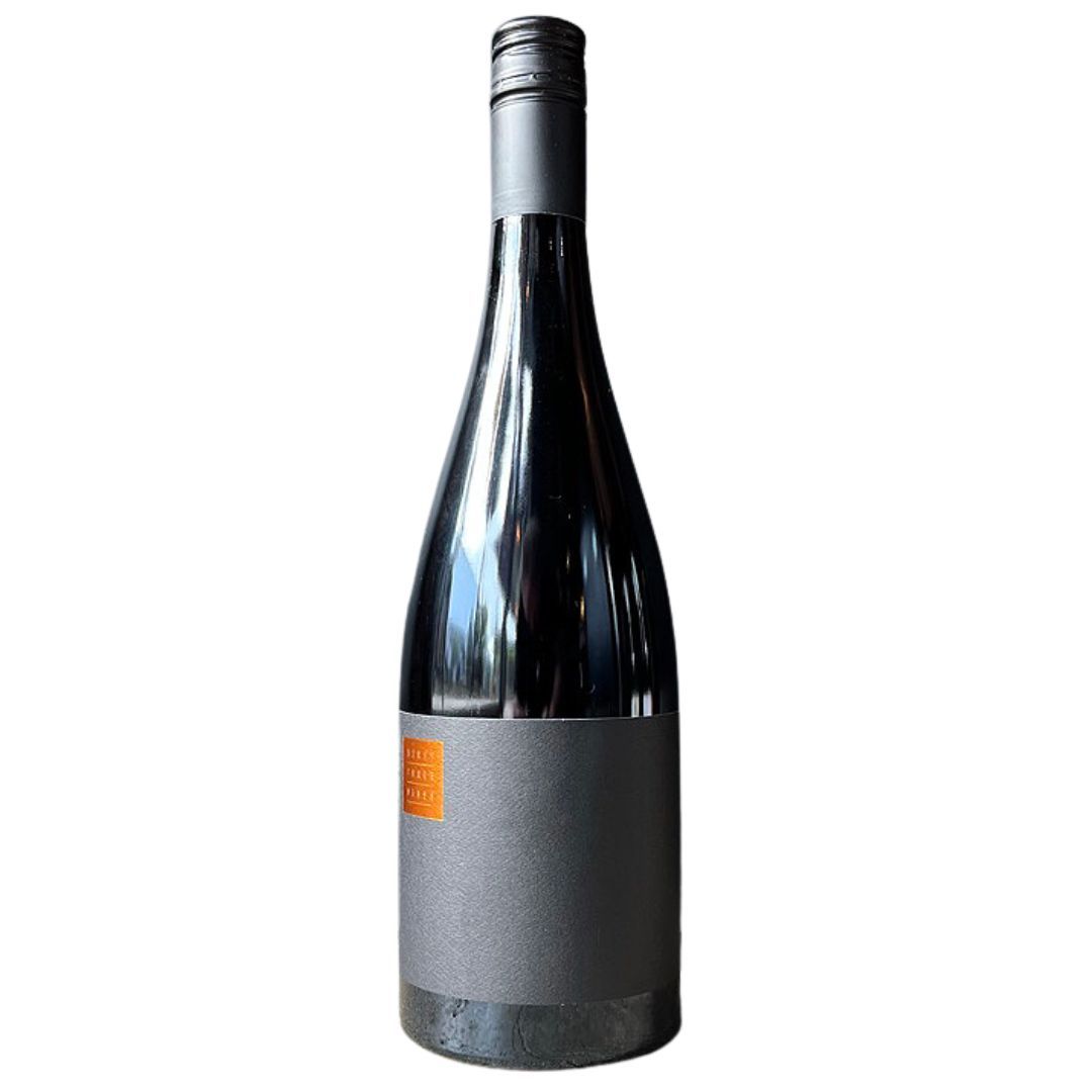 Dirty Three Magic Dirt Pinot 750ml